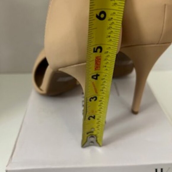 Dream Pairs Oppointed Lacey Nude Pumps Women's 9.5M - Picture 2 of 6